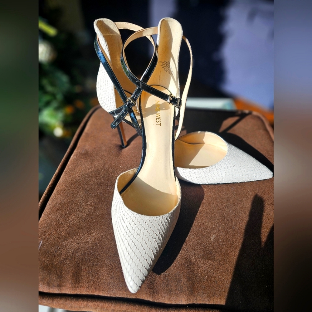 Nine West Cream and black heels